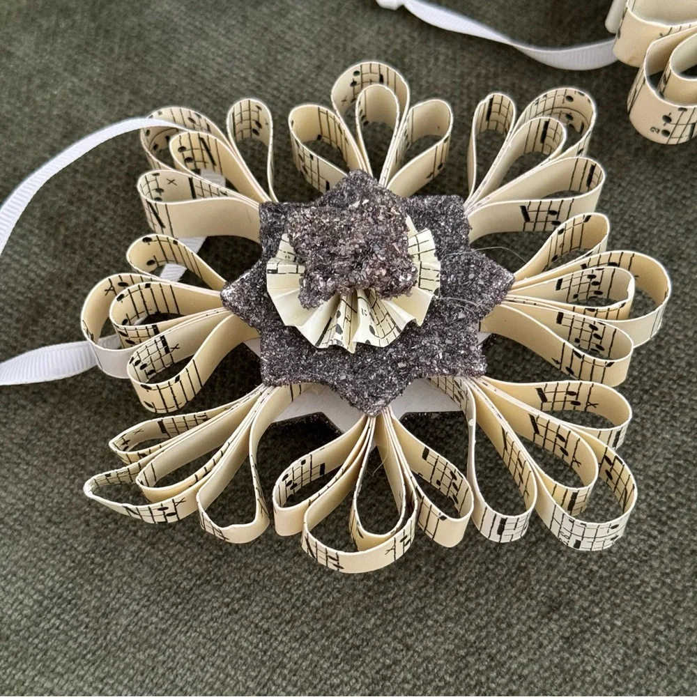 3/ Vintage Pottery Barn Glittered Paper Ornament